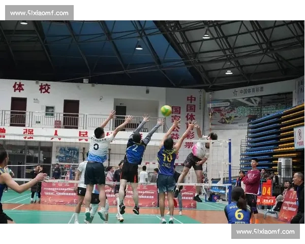 巅峰对决下的女子排球赛燃情绽放青春力量与团队荣耀梦想之夜精彩