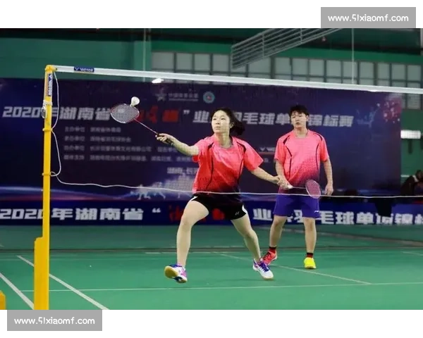 综合赛事与单项锦标赛差异比较与发展特点解析及其组织形式和竞技价值探讨 - 副本 (2) - 副本