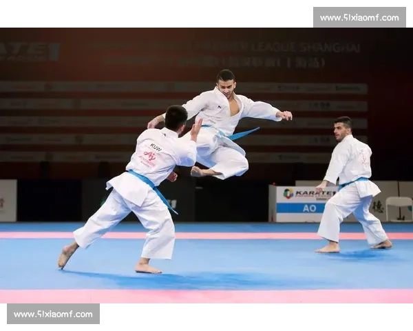聚焦全国青少年空手道锦标赛精彩对决与竞技精神传承热血拼搏之路 - 副本 (3)