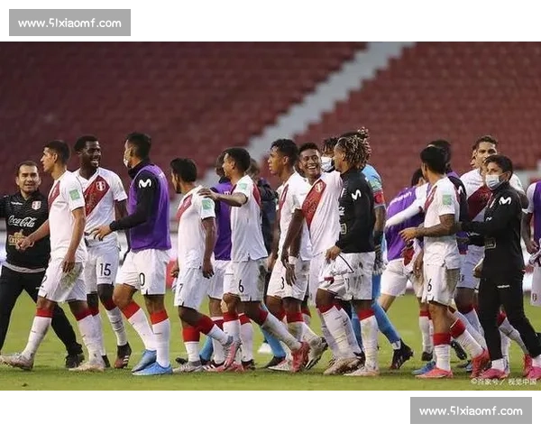 友谊赛激烈对决两大球队交锋 展现团队协作与个人实力的完美融合 - 副本 友谊赛激烈对决两大球队交锋 展现团队协作与个人实力的完美融合 - 副本