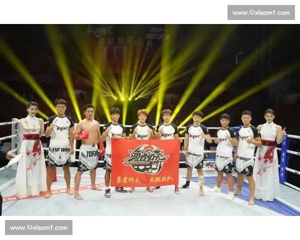 激烈对决瞬间展现武术竞技精神与技巧魅力 - 副本 - 副本 (2)